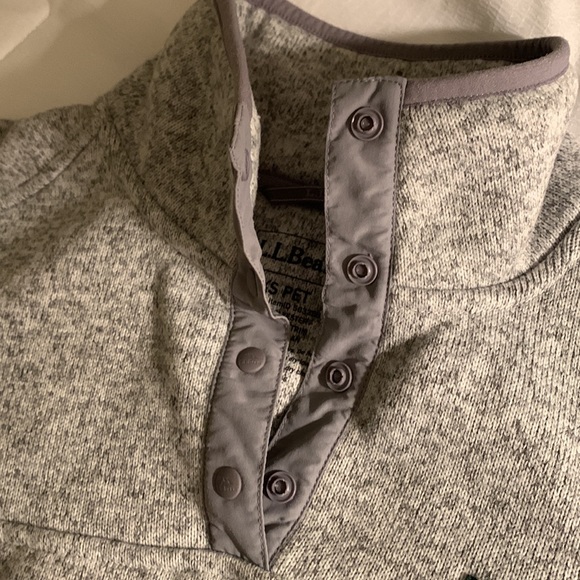 Women's L.L.Bean Sweater Fleece Pullover - Picture 7 of 9